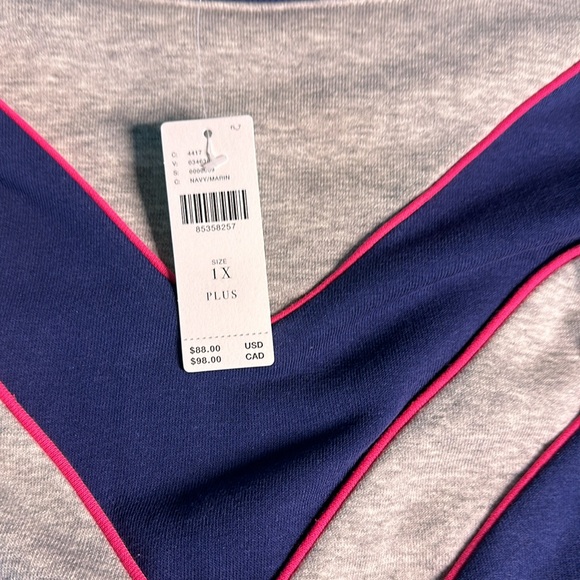 Sweatshirt - Picture 4 of 4